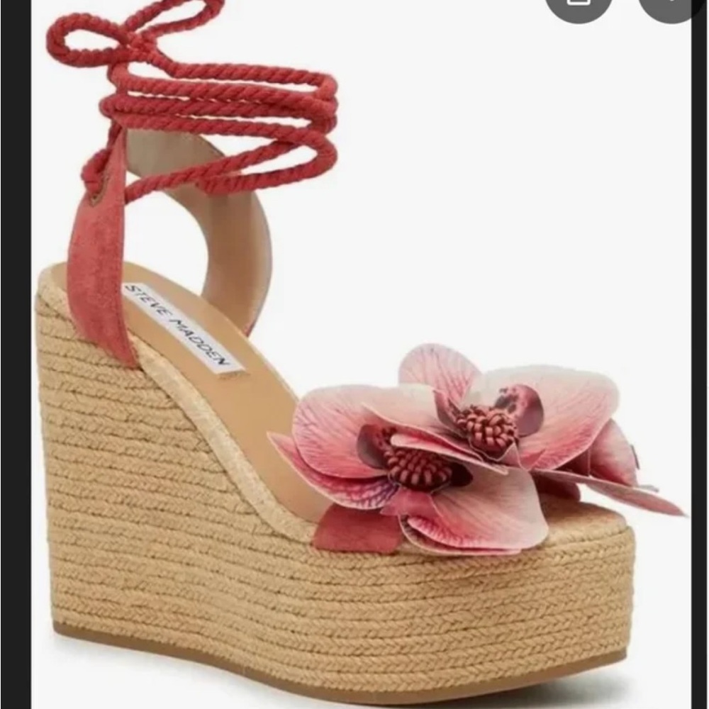 Steve Madden Women’s Petal Floral Lace Up Wedge Sandal